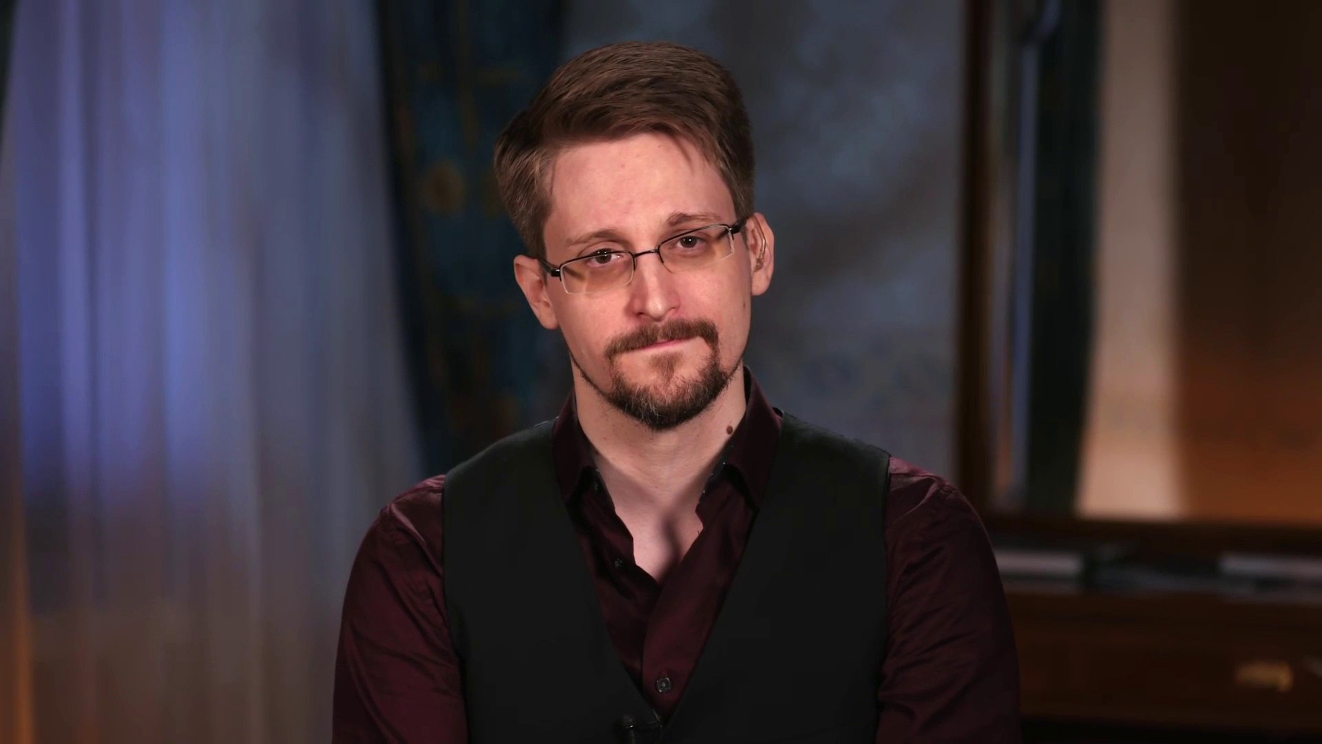 ¡Cuidado! Snowden asegura que WhatsApp y Telegram no son seguros