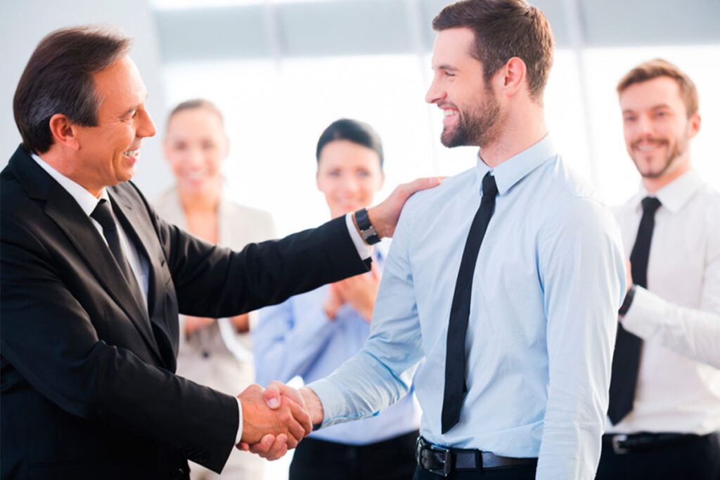 La importancia del liderazgo empresarial, según Israel Silva.