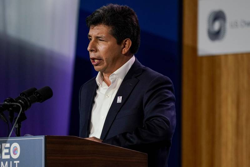 Detienen a expresidente de Perú Pedro Castillo