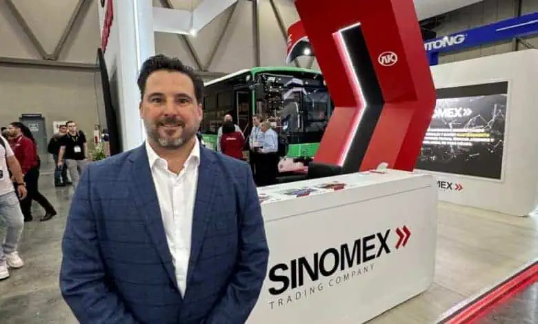 Refrenda Sinomex su compromiso  con la solución a la movilidad en las grandes ciudades 