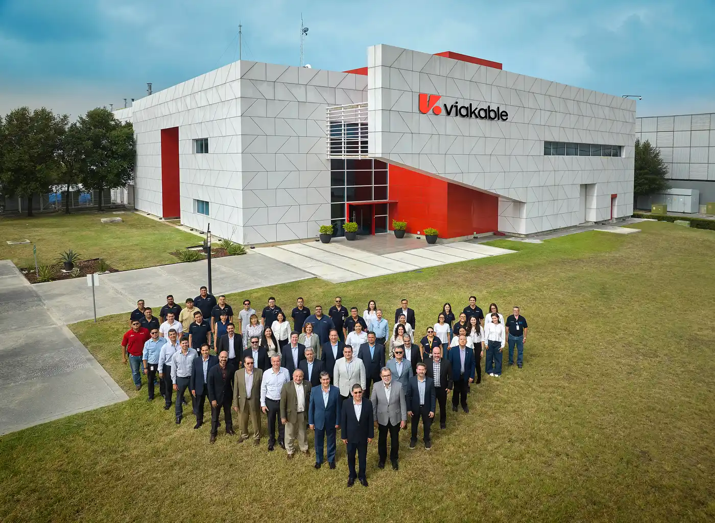 Viakable conmemora 15 años de innovación industrial en el CETIV